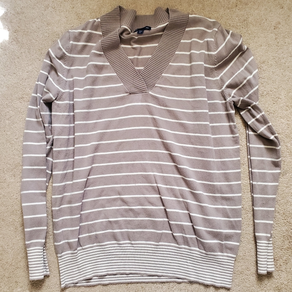GAP Sweater